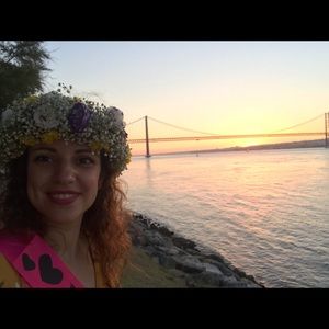 Meet your Posher, Maria